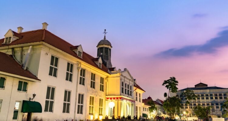 Kota Tua Jakarta, Wisata Sejarah yang Bikin Serasa Kembali ke Zaman Kolonial